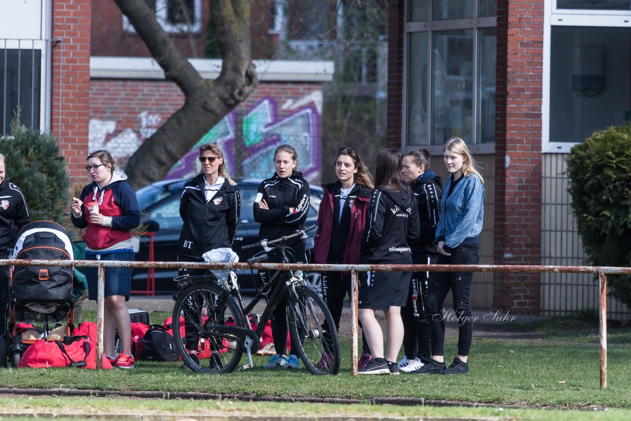 Bild 74 - B-Juniorinnen Kieler MTV - SV Frisia 03 Risum-Lindholm